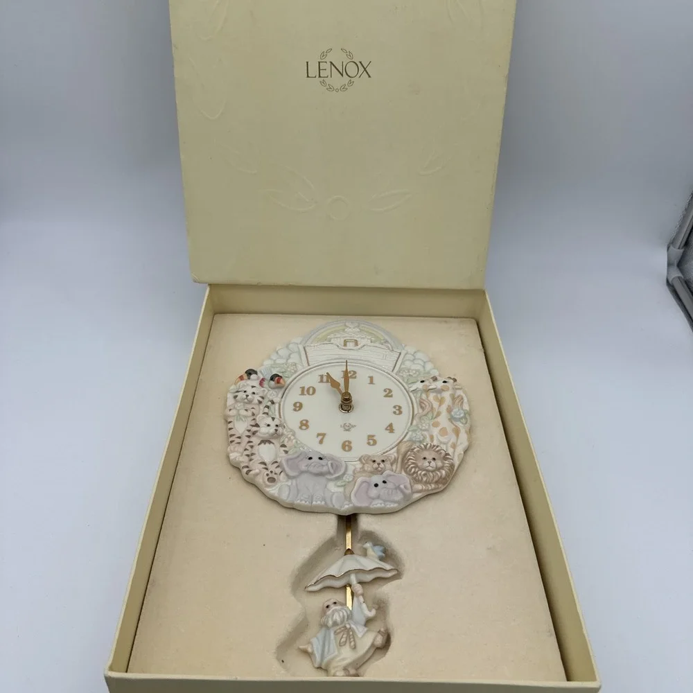 Lenox Fine Porcelain Noah's Ark Nursery‎ Pendulum Wall Clock 1999 NOS